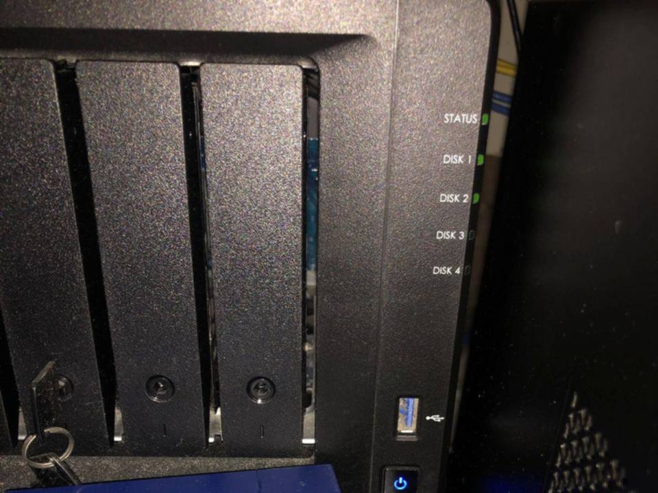 Synology NAS backup device with healthy drive status lights
